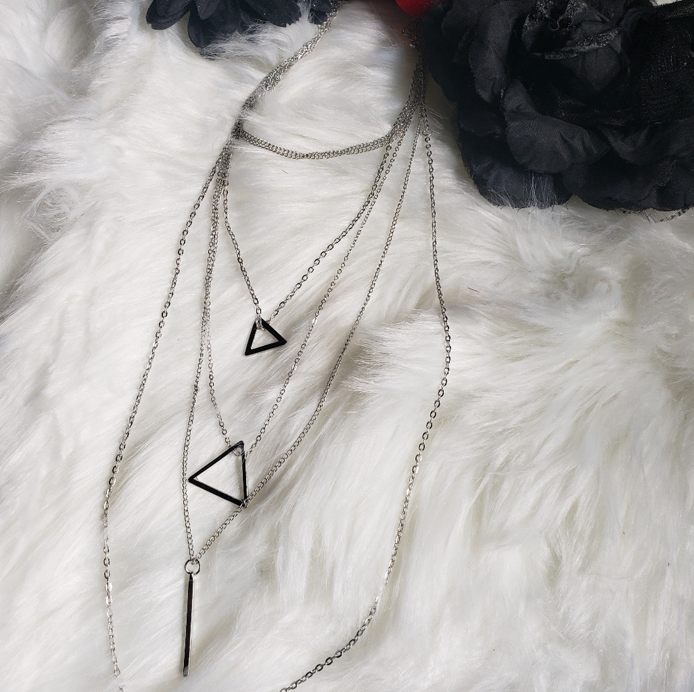 Brooklyn ♡ Necklace - Picture 3 of 4